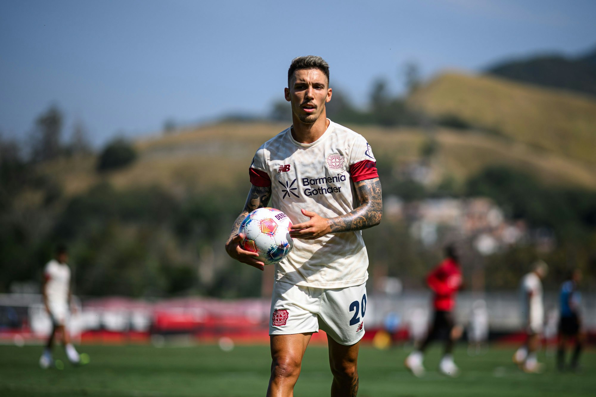 Alejandro Grimaldo von Bayer 04 Leverkusen im Trainingslager in Rio de Janeiro.