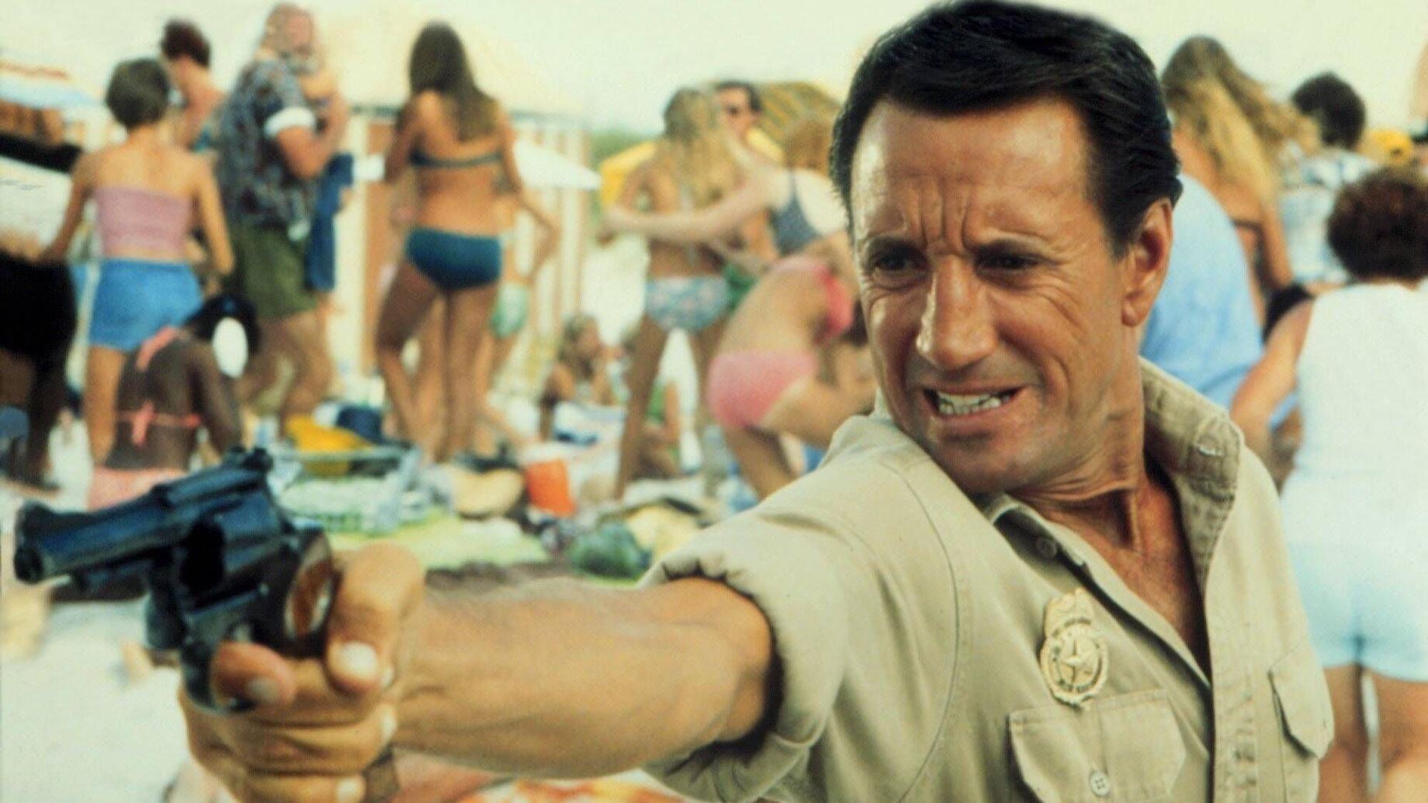 Roy Scheider musste als Chief Martin Brody auch mal zur Pistole greifen.