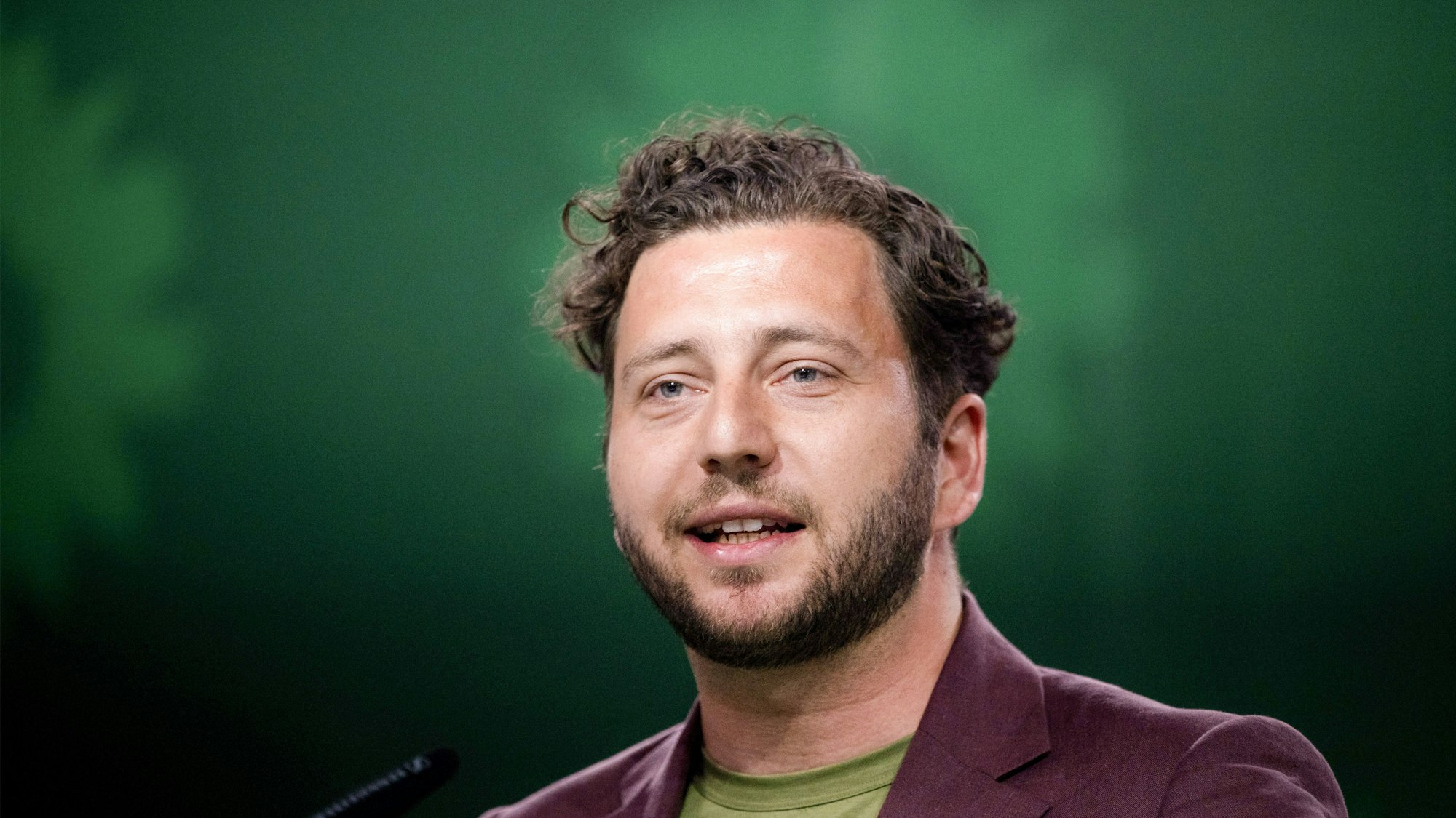 Der Grünen-Bundesvorsitzende Felix Banaszak