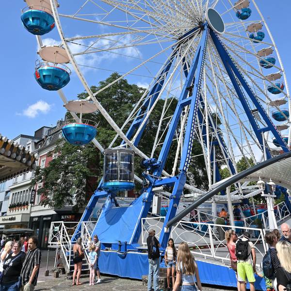 Das Foto zeigt ein Riesenrad