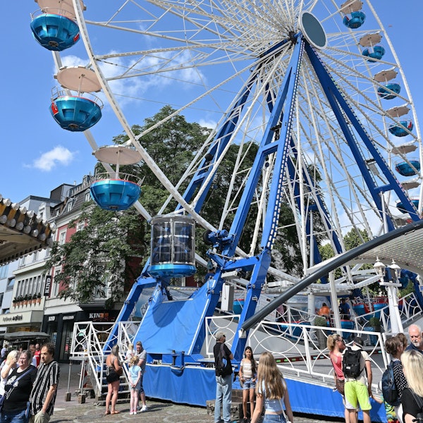 Das Foto zeigt ein Riesenrad