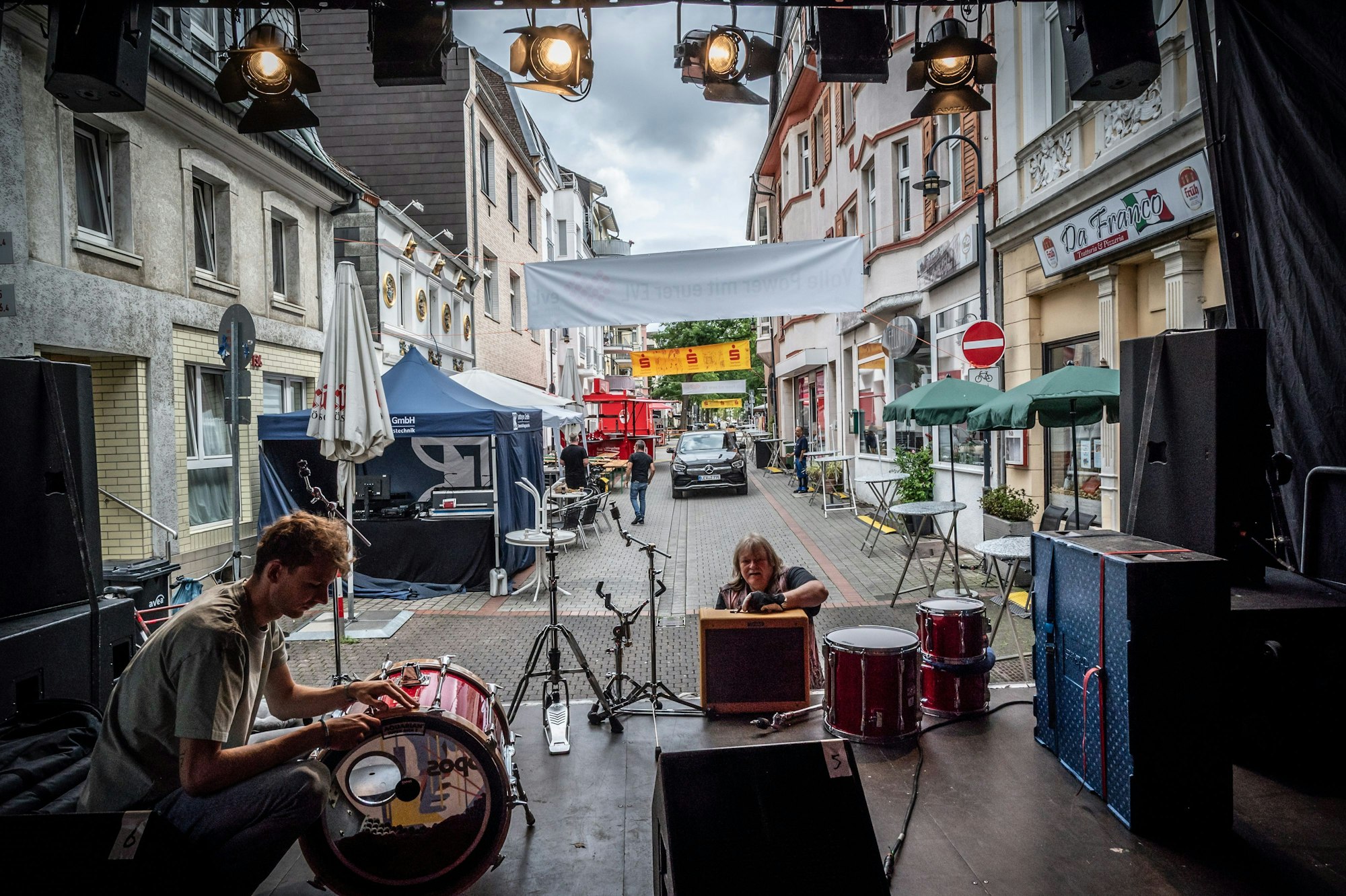 Vorbereitung für Streetlife, Bühnenbau. Bild: Ralf Krieger