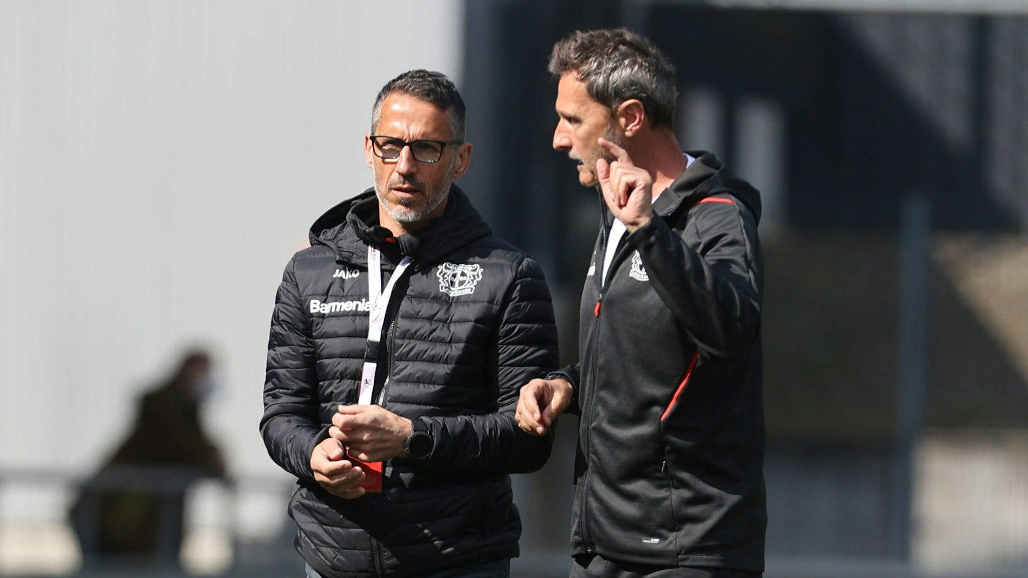 Köln, Deutschland, 27.03.2022, Flyeralarm Frauen Bundesliga, 18. Spieltag, 1. FC Köln vs Bayer 04 Leverkusen, Thomas Eichin, Cheftrainer Achim Feifel B04 *** Cologne, Germany, 27 03 2022, Flyeralarm Womens Bundesliga, Matchday 18, 1 FC Köln vs Bayer 04 Leverkusen, Thomas Eichin, head coach Achim Feifel B04