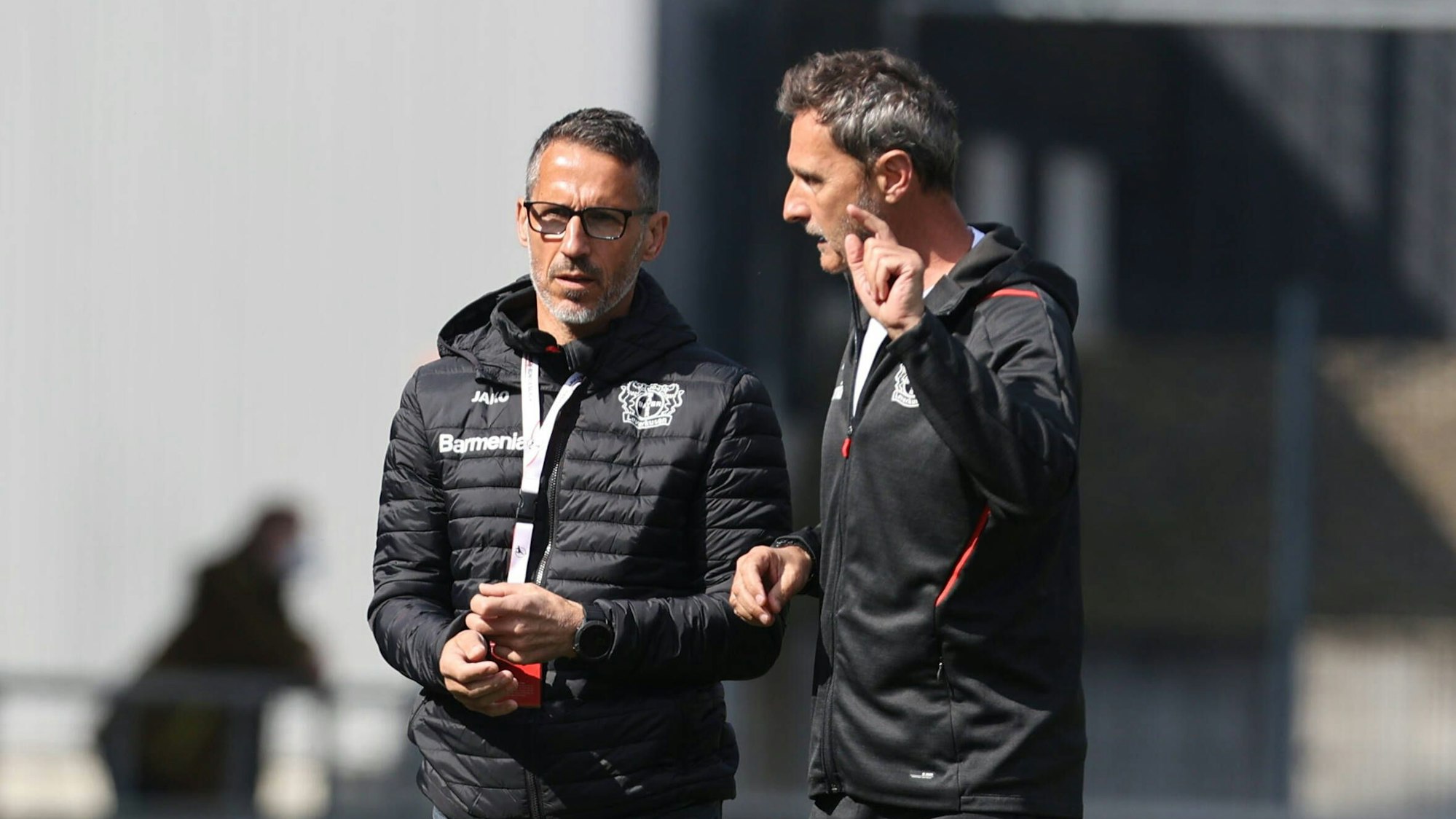 Köln, Deutschland, 27.03.2022, Flyeralarm Frauen Bundesliga, 18. Spieltag, 1. FC Köln vs Bayer 04 Leverkusen, Thomas Eichin, Cheftrainer Achim Feifel B04 *** Cologne, Germany, 27 03 2022, Flyeralarm Womens Bundesliga, Matchday 18, 1 FC Köln vs Bayer 04 Leverkusen, Thomas Eichin, head coach Achim Feifel B04