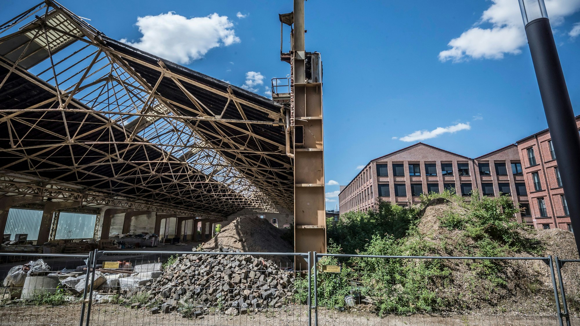Cube besitzt und baut in der Bahnstadt Immobilien, hier ein Foto aus 2025.
