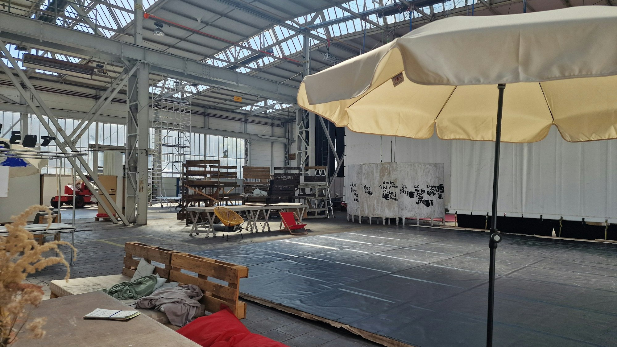 Im Kreationszentrum für Zeitgenössischen Zirkus (CCCC) können Artisten proben. Ein Bauantrag für die langfristige Entwicklung wird aktuell von der Stadt geprüft.