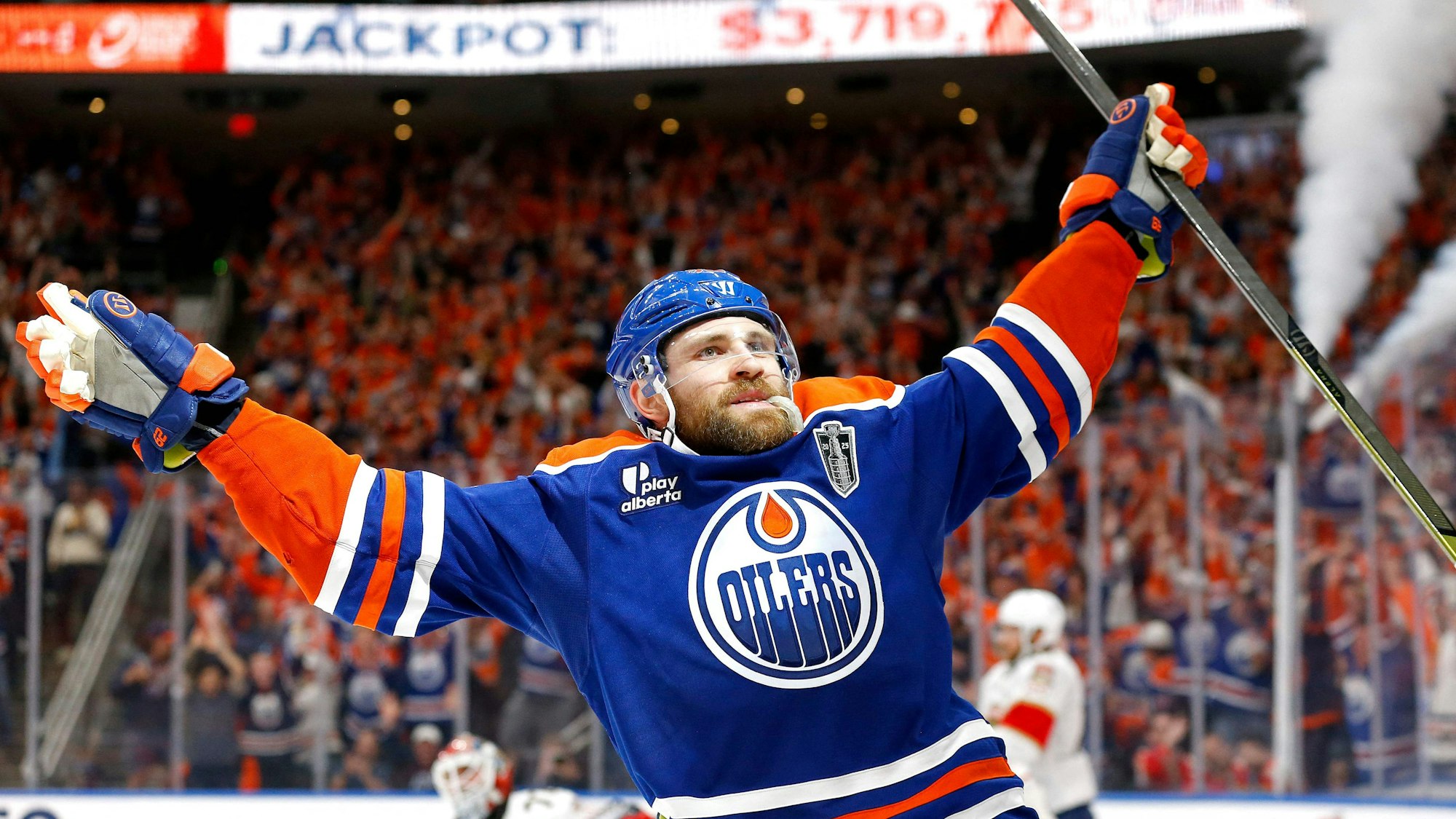 Will zusammen mit seinem Freund und Überflieger Connor McDavid endlich den Stanley Cup gewinnen: Leon Draisaitl.