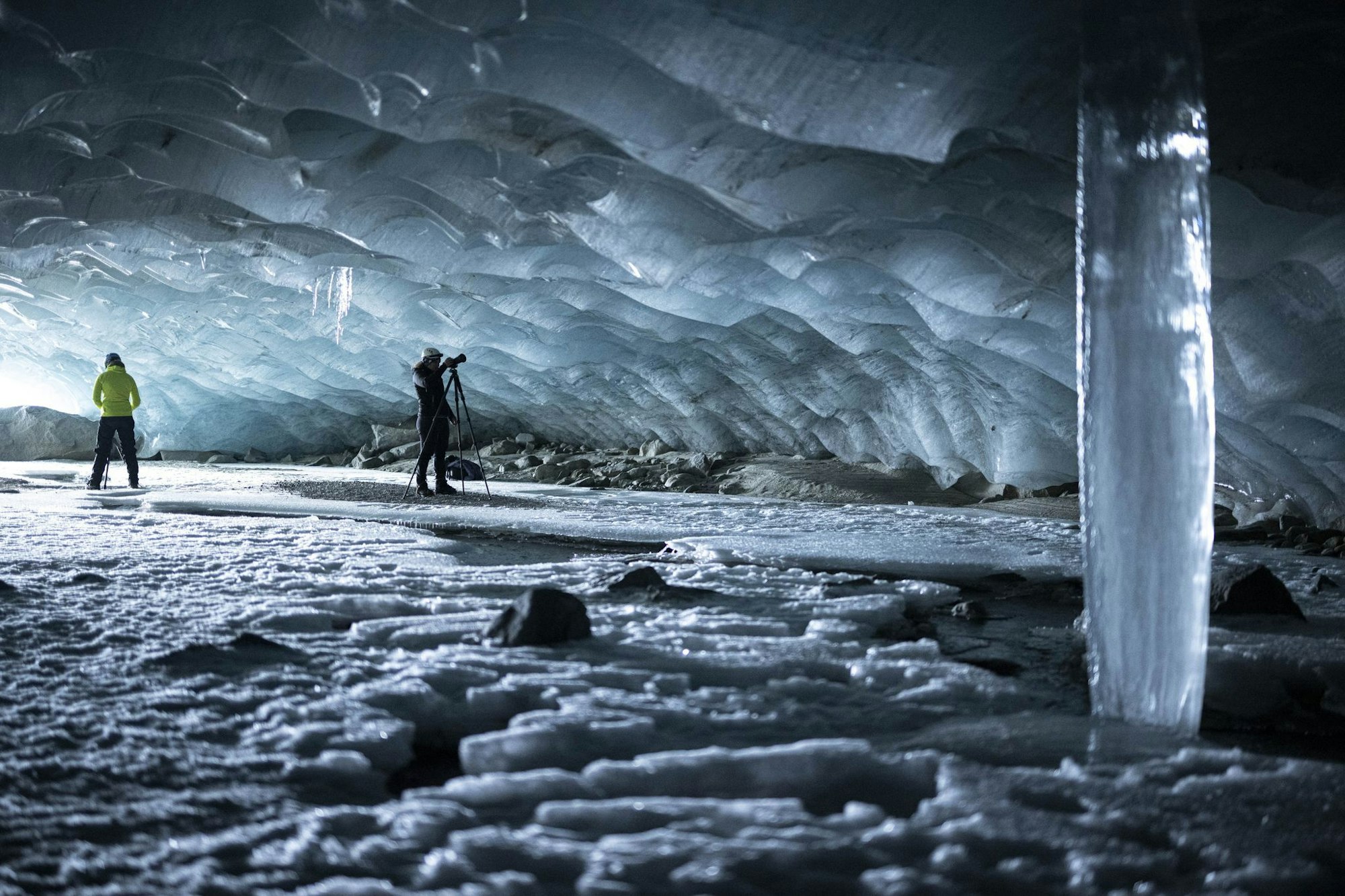 Das Eisvolumen der Schweizer Gletscher hat sich seit 1950 halbiert. (Archivbild)