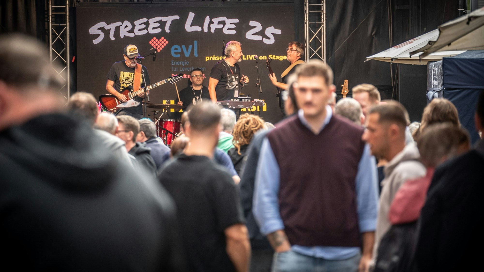 „Honey Hush“ eröffneten am Freitag das „Streetlife“.