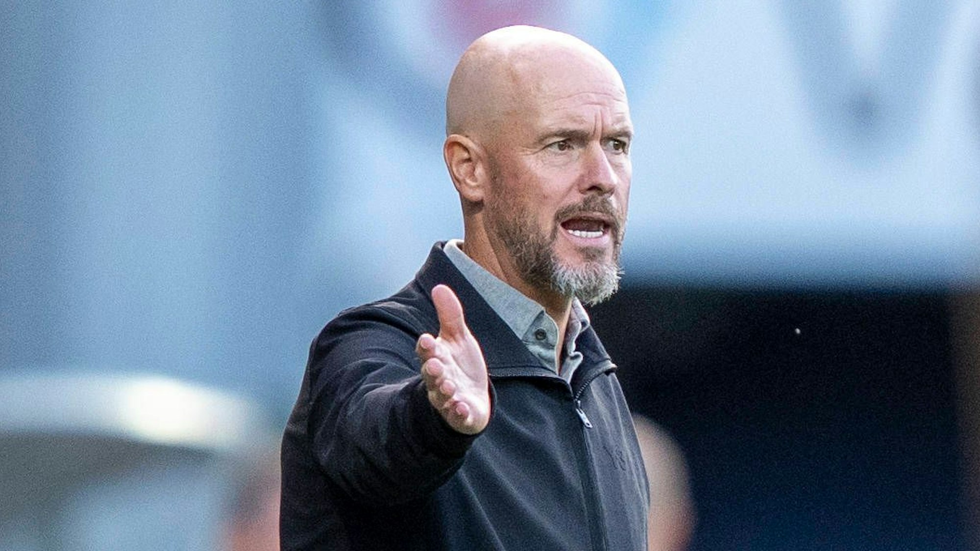 Beim Testspiel in Sittard: Erik ten Hag, Coach von Bayer 04 Leverkusen.