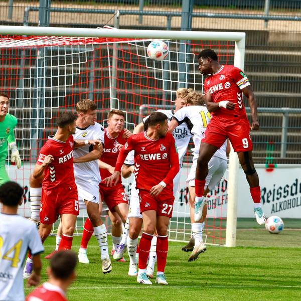 Testspiel: 1.FC Köln - Vitesse Arnheim 03.08.2025 Jakub Kaminski 1.FC Köln, 16 Testspiel: 1.FC Köln - Vitesse Arnheim Franz-Kremer-Stadion, Köln 03.08.2025 *** Test match 1 FC Köln Vitesse Arnhem 03 08 2025 Jakub Kaminski 1 FC Köln, 16 Test match 1 FC Köln Vitesse Arnhem Franz Kremer Stadion, Cologne 03 08 2025 Copyright: xBEAUTIFULxSPORTS/Buriakovx