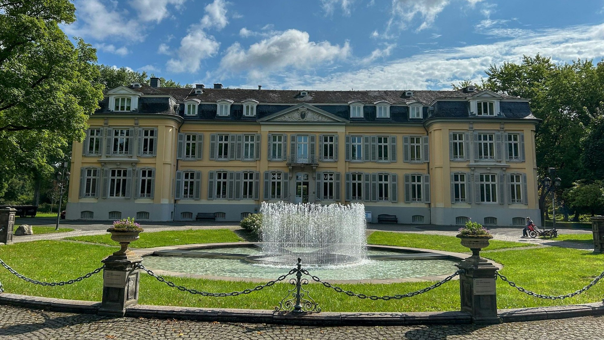 Das Museum Morsbroich wird 75 Jahre alt.