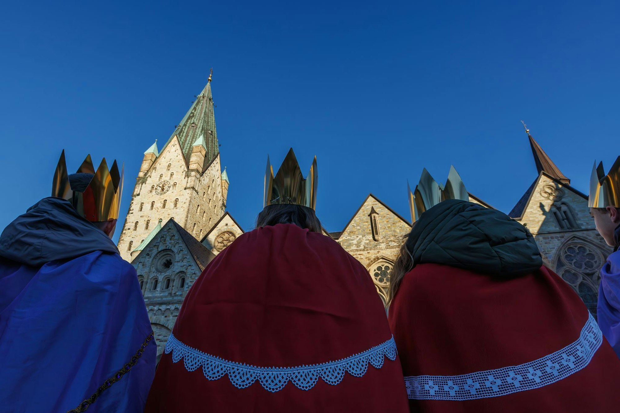 Die Sternsinger haben bei ihrer 67. Aktion Dreikönigssingen am Jahresbeginn rund 48,1 Millionen Euro gesammelt.