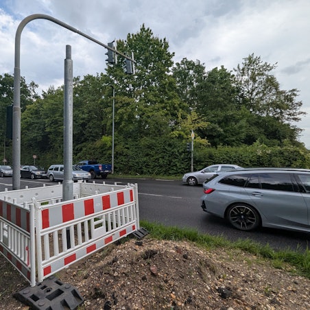 Das Foto zeigt die Ampel-Baustelle an der Frechener Straße.