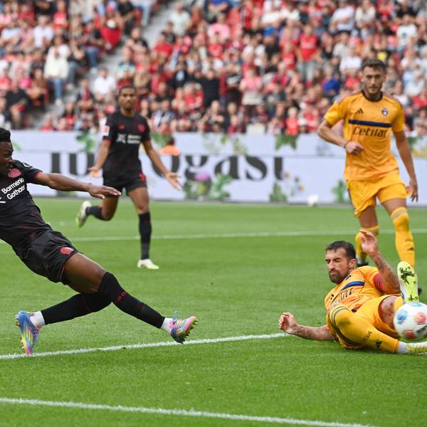 Leverkusens Christian Kofane erzielt das 2:0 gegen Pisa SC