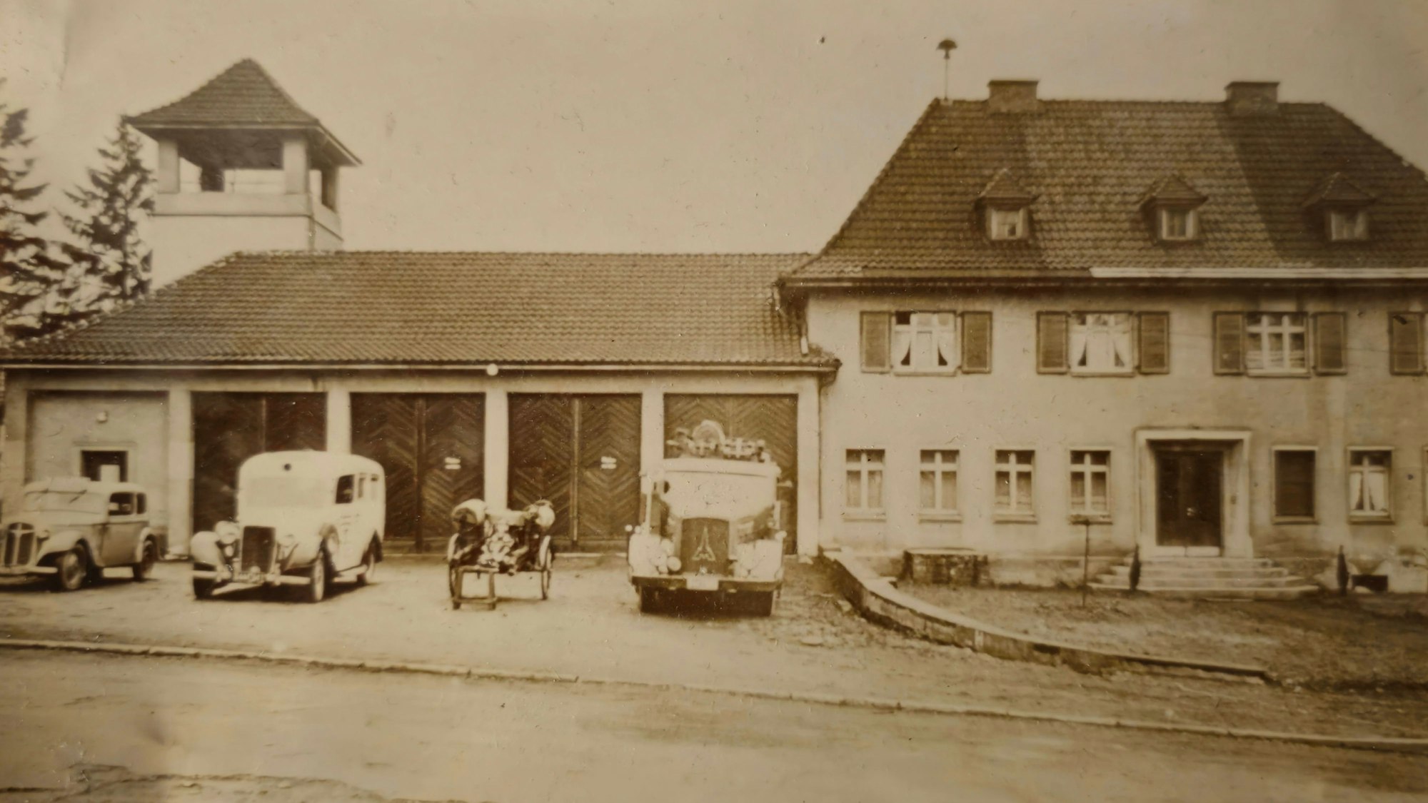 Die alte Wache der Freiwilligen Feuerwehr Burscheid, Jahr unbekannt.