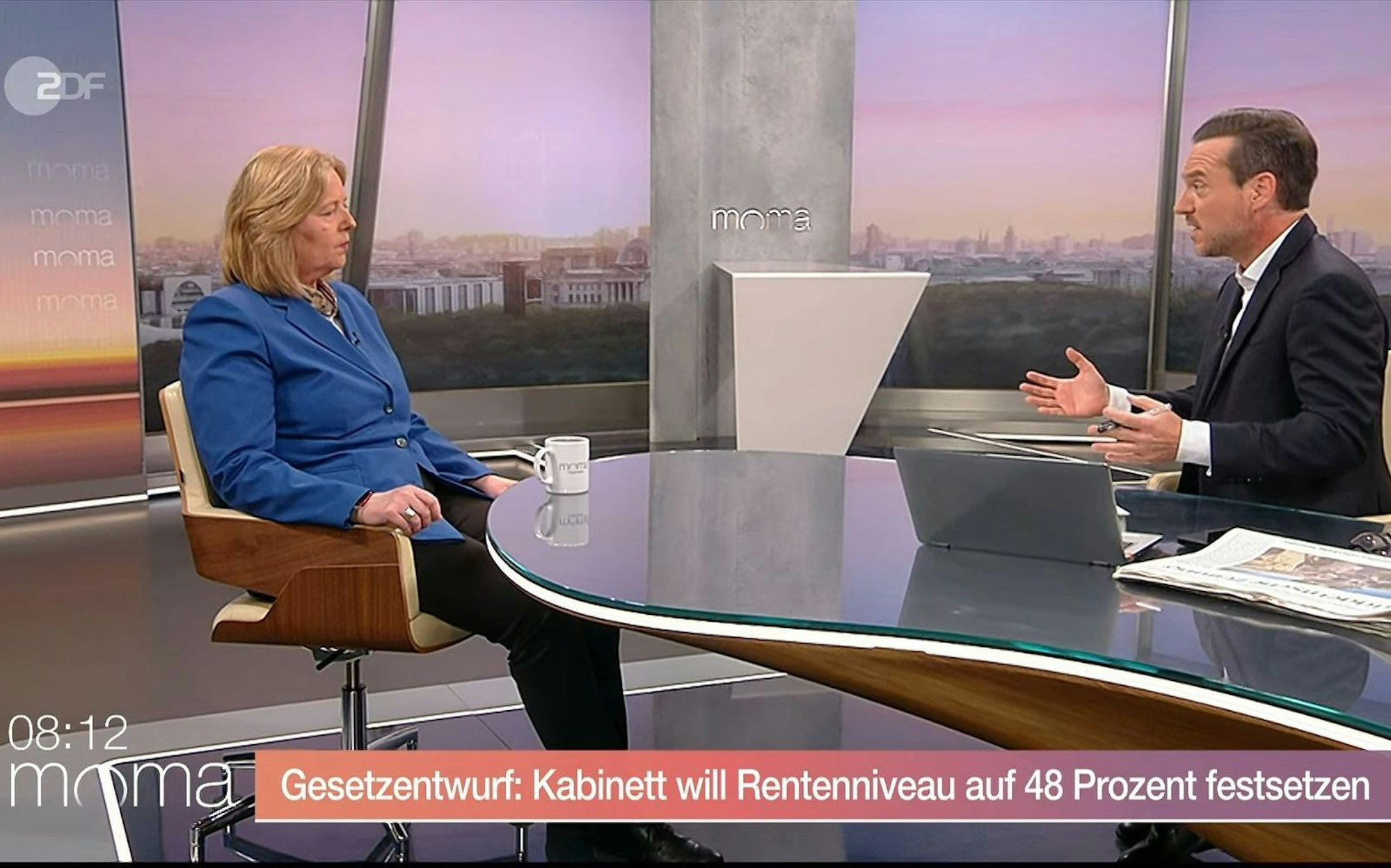 ZDF-Moderator Andreas Wunn fühlt SPD-Chefin Bärbel Bas bezüglich der Rente auf den Zahn. (Bild: ZDF)