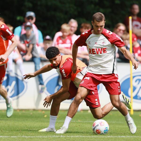 1. FC Köln, Training, Mitte von links: Fayssal Harachaoui, Etienne Borie (1. FC Köln), 16.07.2025, Bild: Herbert Bucco