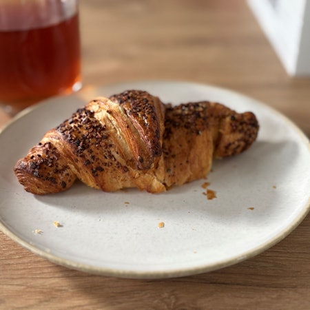 Ein Croissant von der Bäckerei Lippe im Kölner Süden.