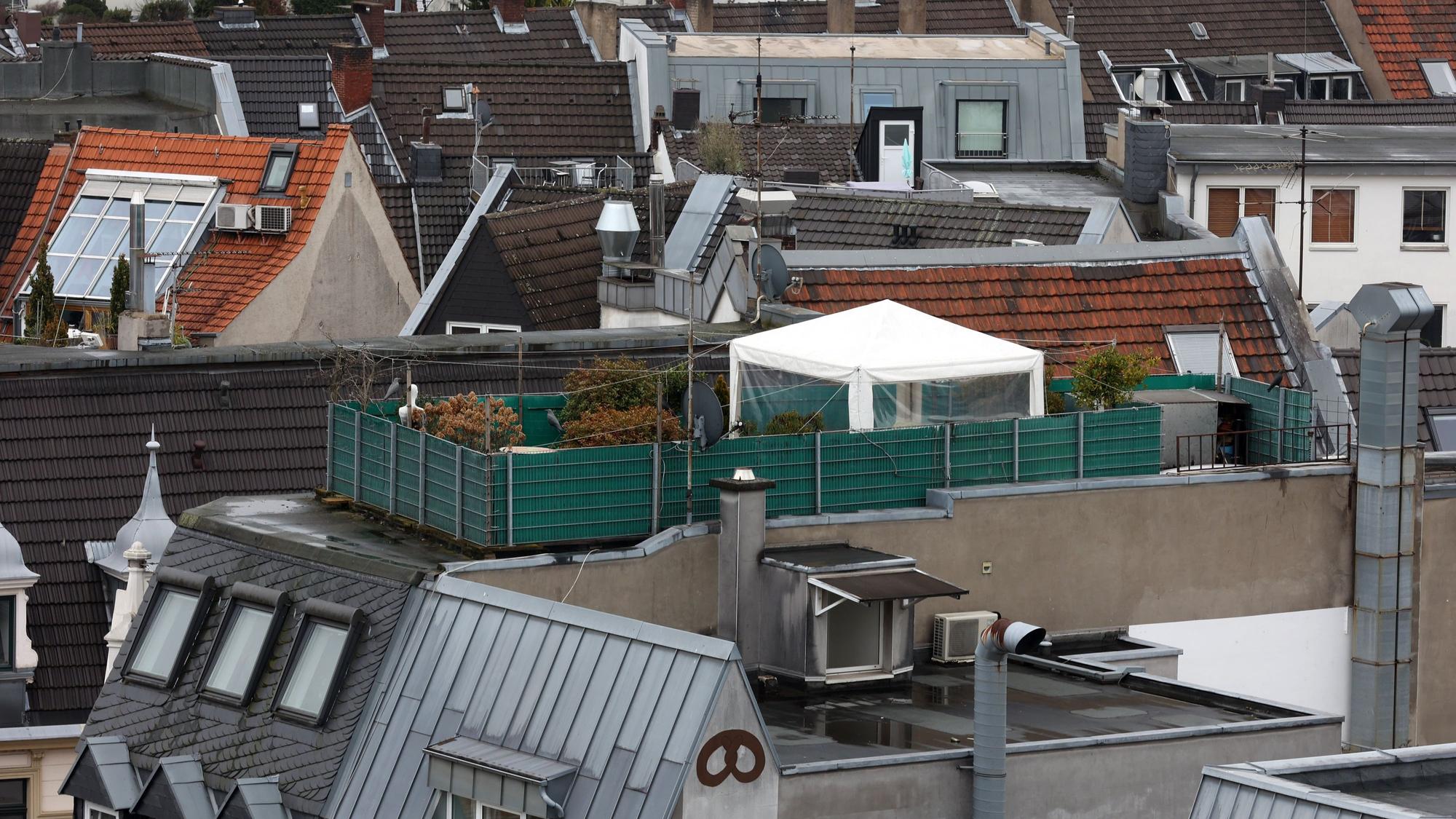 Beim „Tag der Kölner Dächer“ könnten Menschen in Kontakt zueinanderkommen