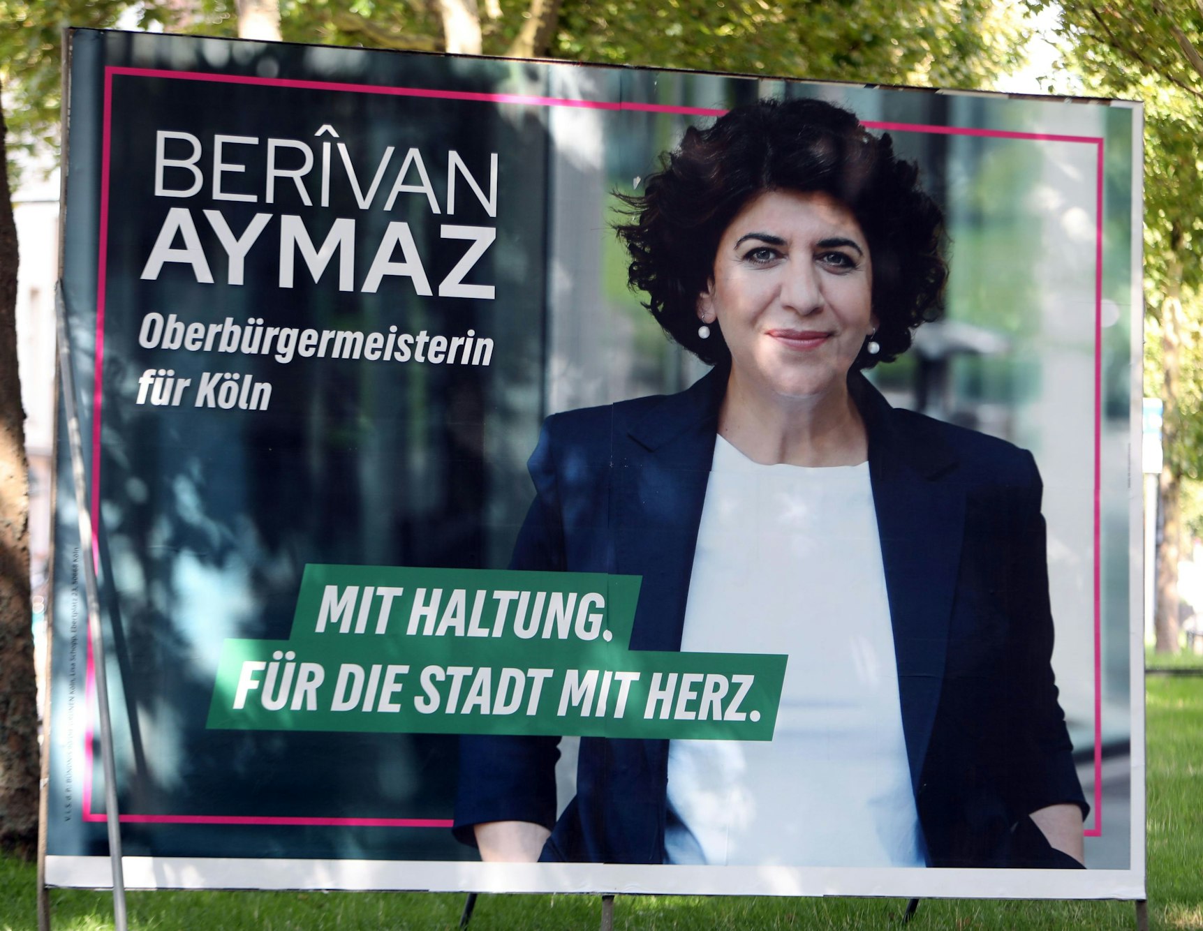OB-Kandidatin von den Grünen auf einem Wahlplakat
