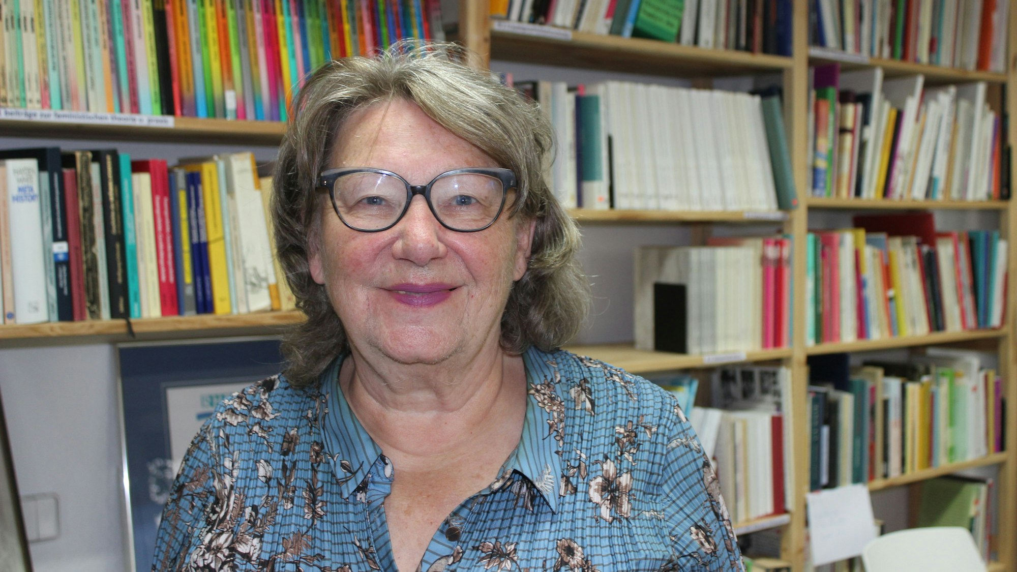 Irene Franken ist Historikerin, Mitautorin zweier Bücher zum Thema Hexenverbrennung und Mitgründerin des Kölner Frauengeschichtsvereins.