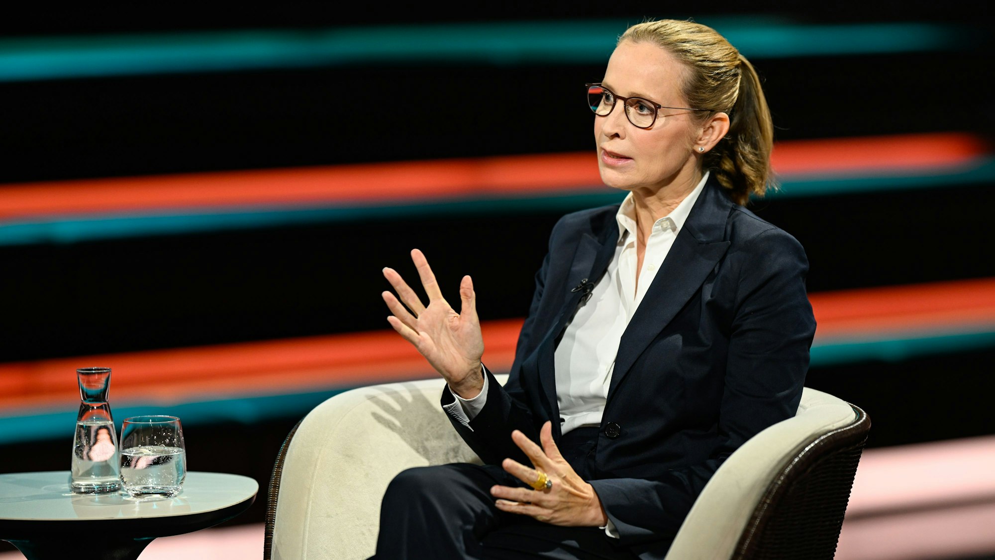 Auf diesem vom ZDF zur Verfügung gestellten Bild spricht die Richterin Frauke Brosius-Gersdorf am 15. Juli 2025 in der Talk-Sendung „Markus Lanz“ mit dem namensgebenden Moderator.