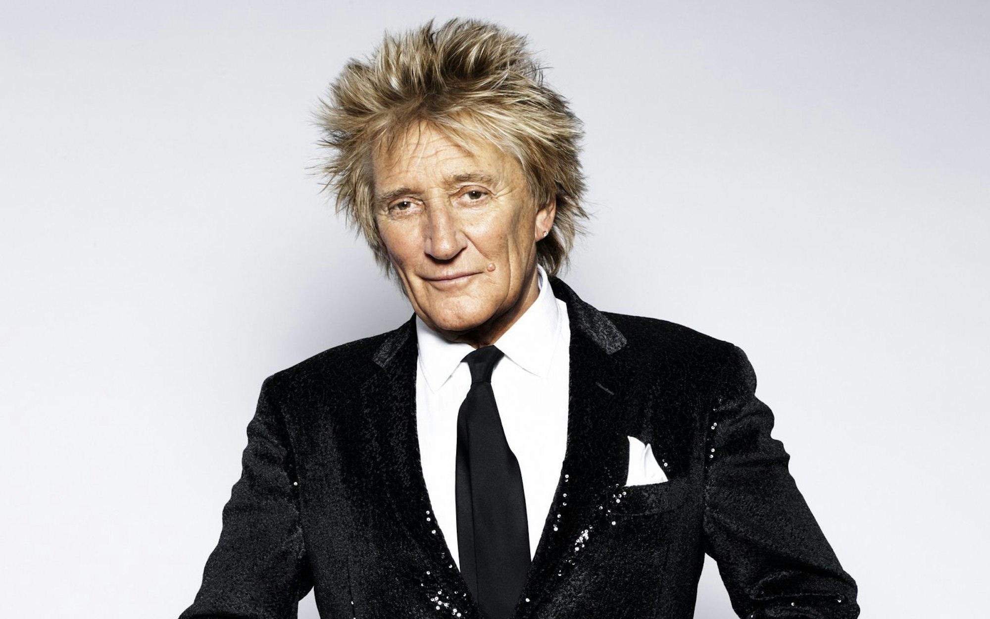 Rod Stewart hat „Sailing“ nicht selbst komponiert, es handelt sich um eine Coverversion des gleichnamigen Songs der Sutherland Brothers. (Bild: Universal Music)