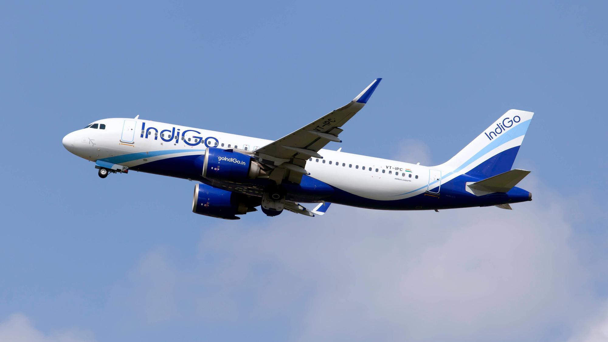 IndiGo-Maschine in der Luft.