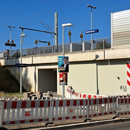 Bis Ende 2026 will die Deutsche Bahn den Bahnhof in Sankt Augustin-Menden zum „Zukunftsbahnhof“ umbauen.