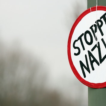 In Essen sind am Freitag Teilnehmende einer Gegendemo von Neonazis angegriffen worden (Symbolbild).