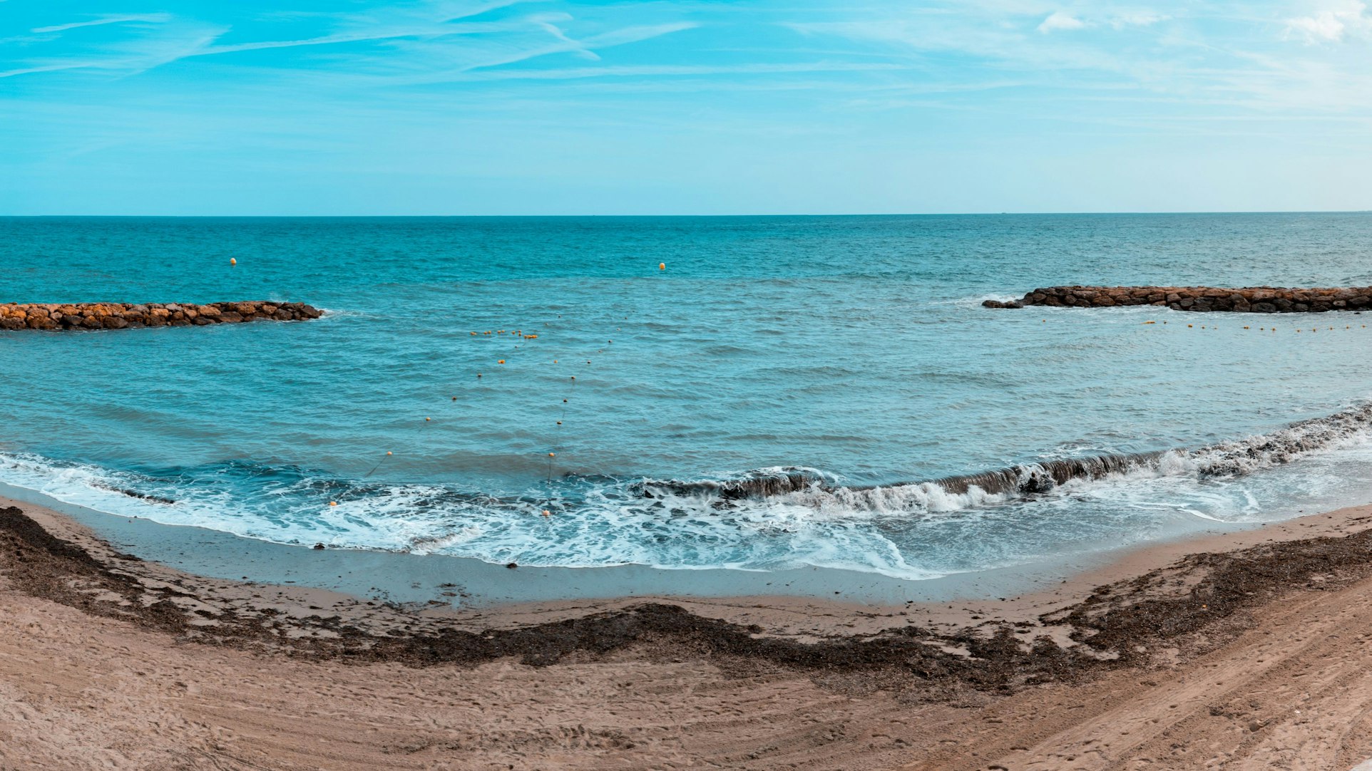 Der Strand im spanischen Badeort L'Ametlla de Mar