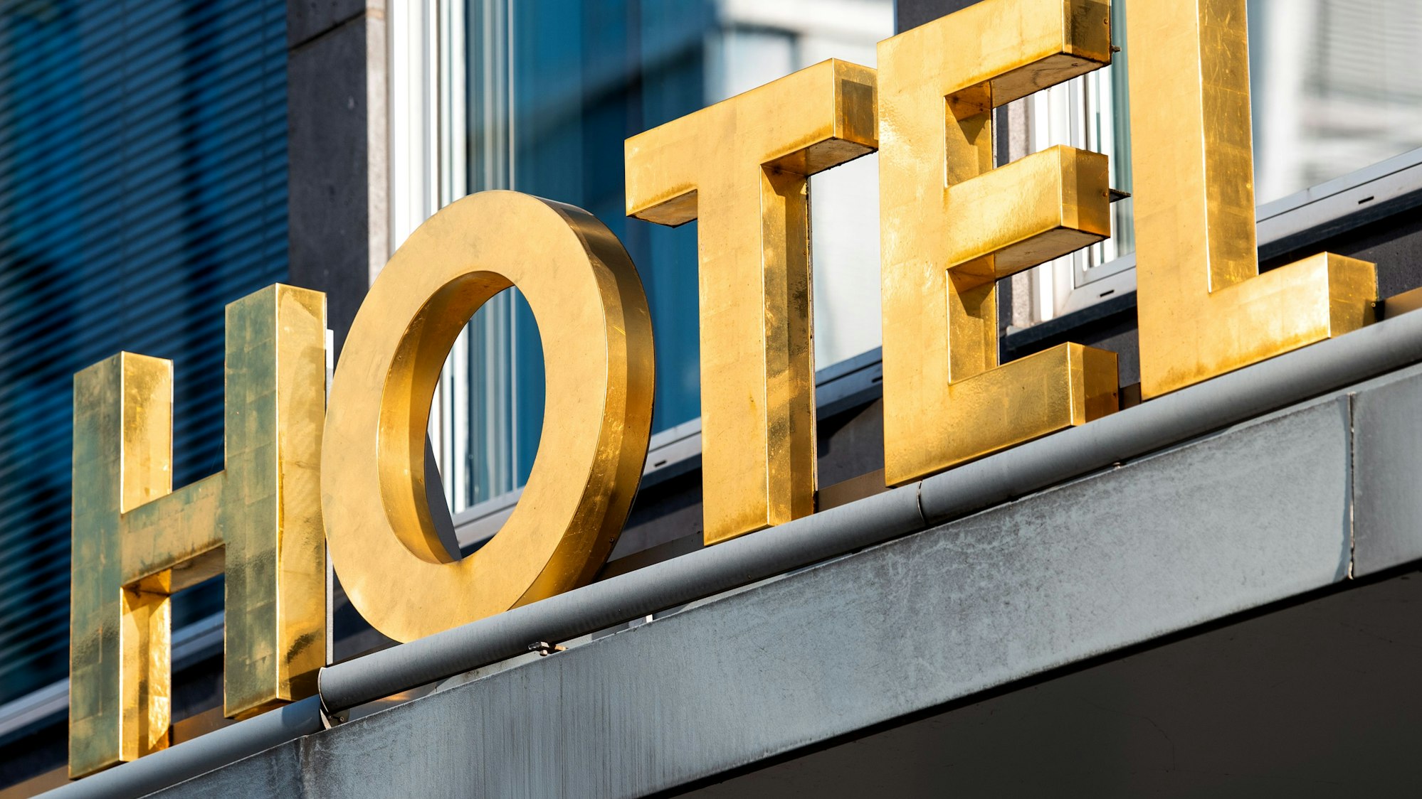 Schriftzug Hotel an einem Hotel