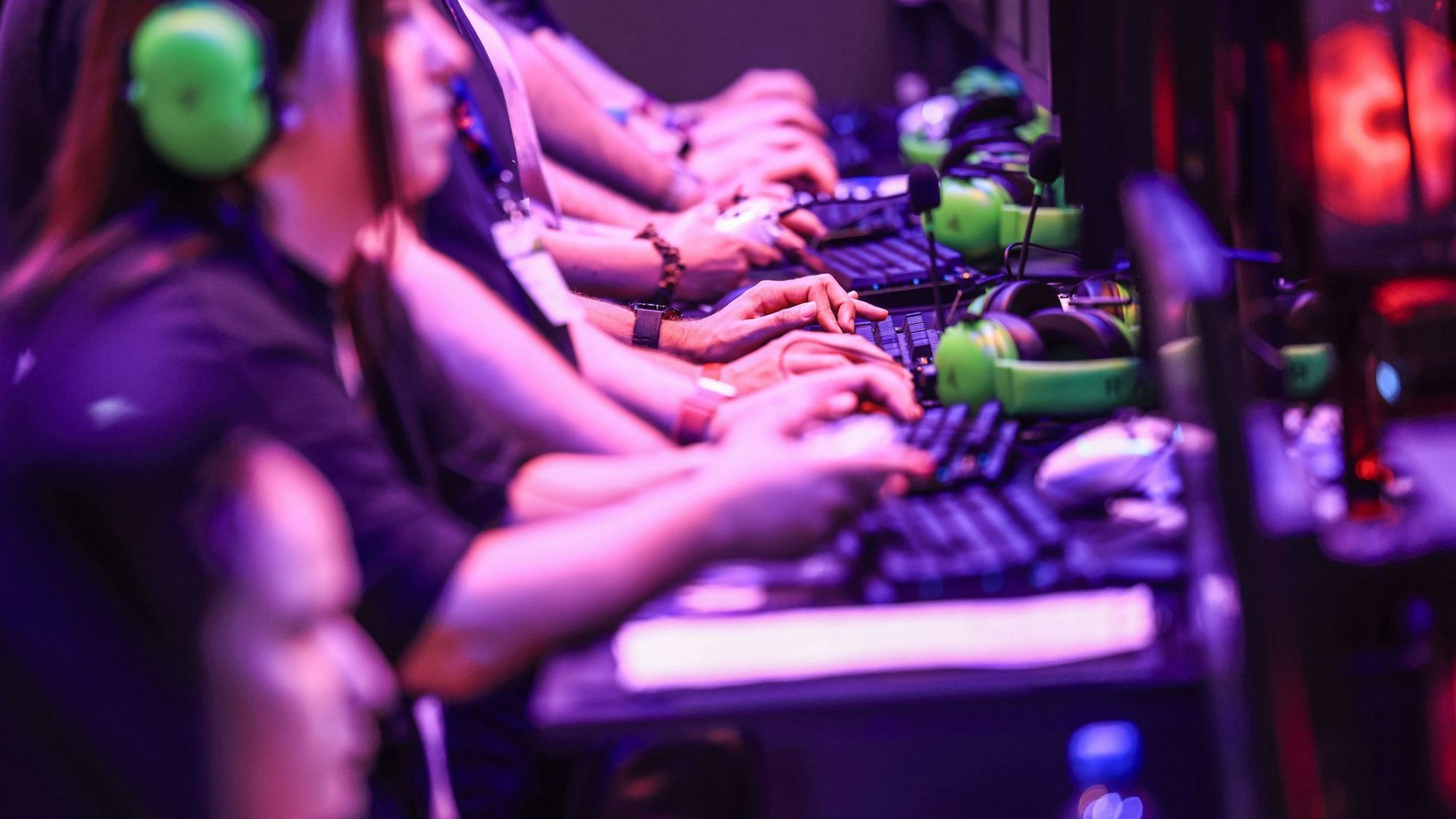 Auch dieses Jahr wird bei der Gamescom wieder großer Andrang an den Gaming-Computern erwartet. (Archivbild)
