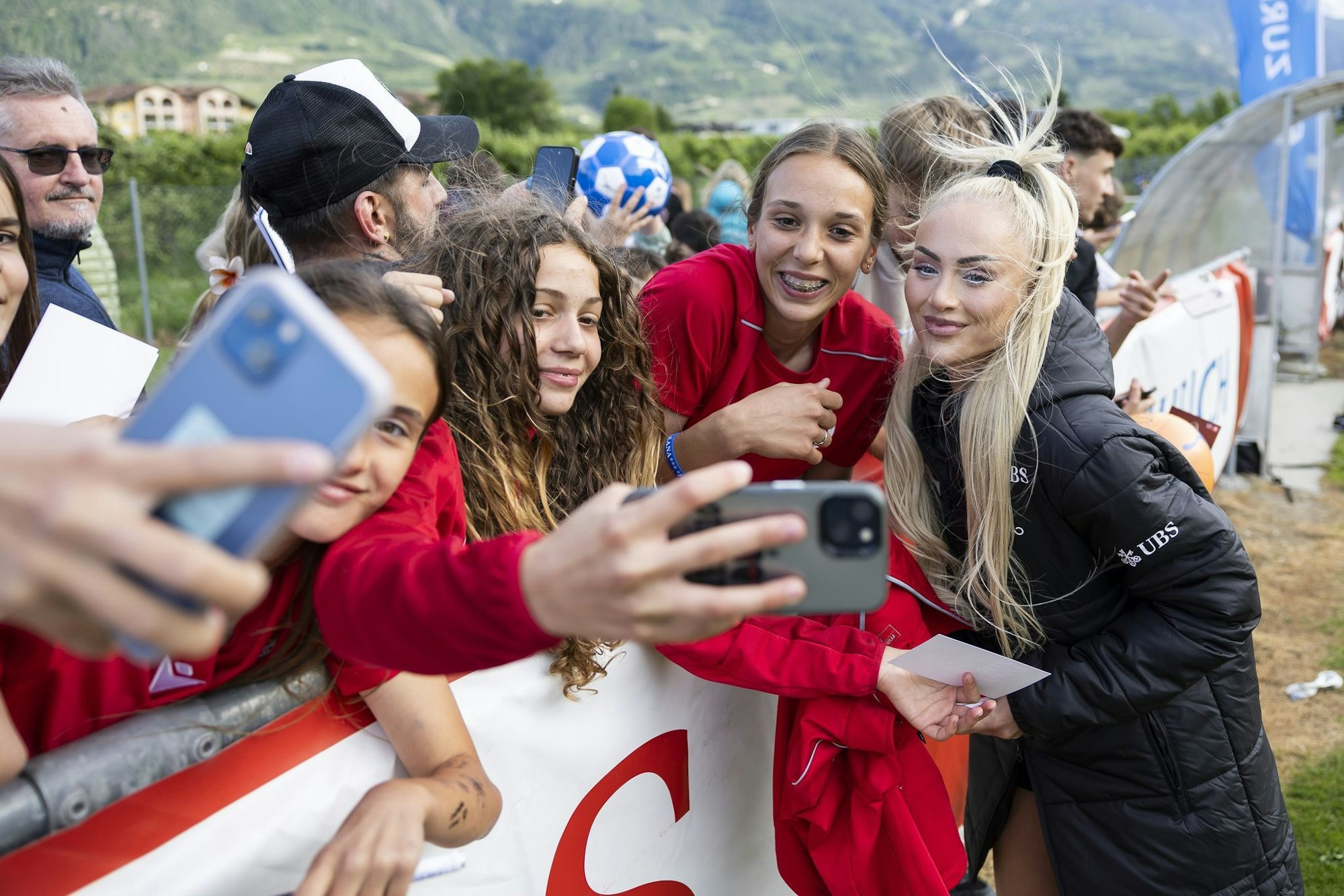Social-Media-Star Alisha Lehmann wechselt von Juventus Turin zu einem Ligakonkurrenten.