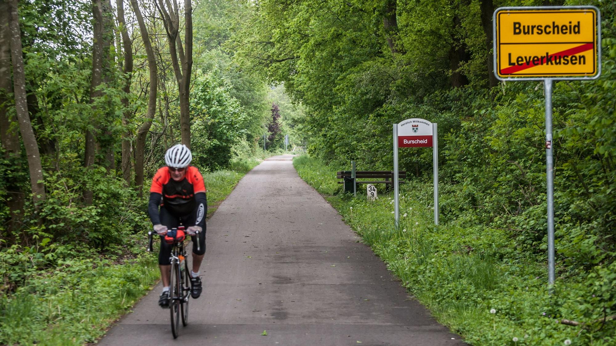 Die Balkantrasse an der Grenze zwischen Leverkusen und Burscheid
