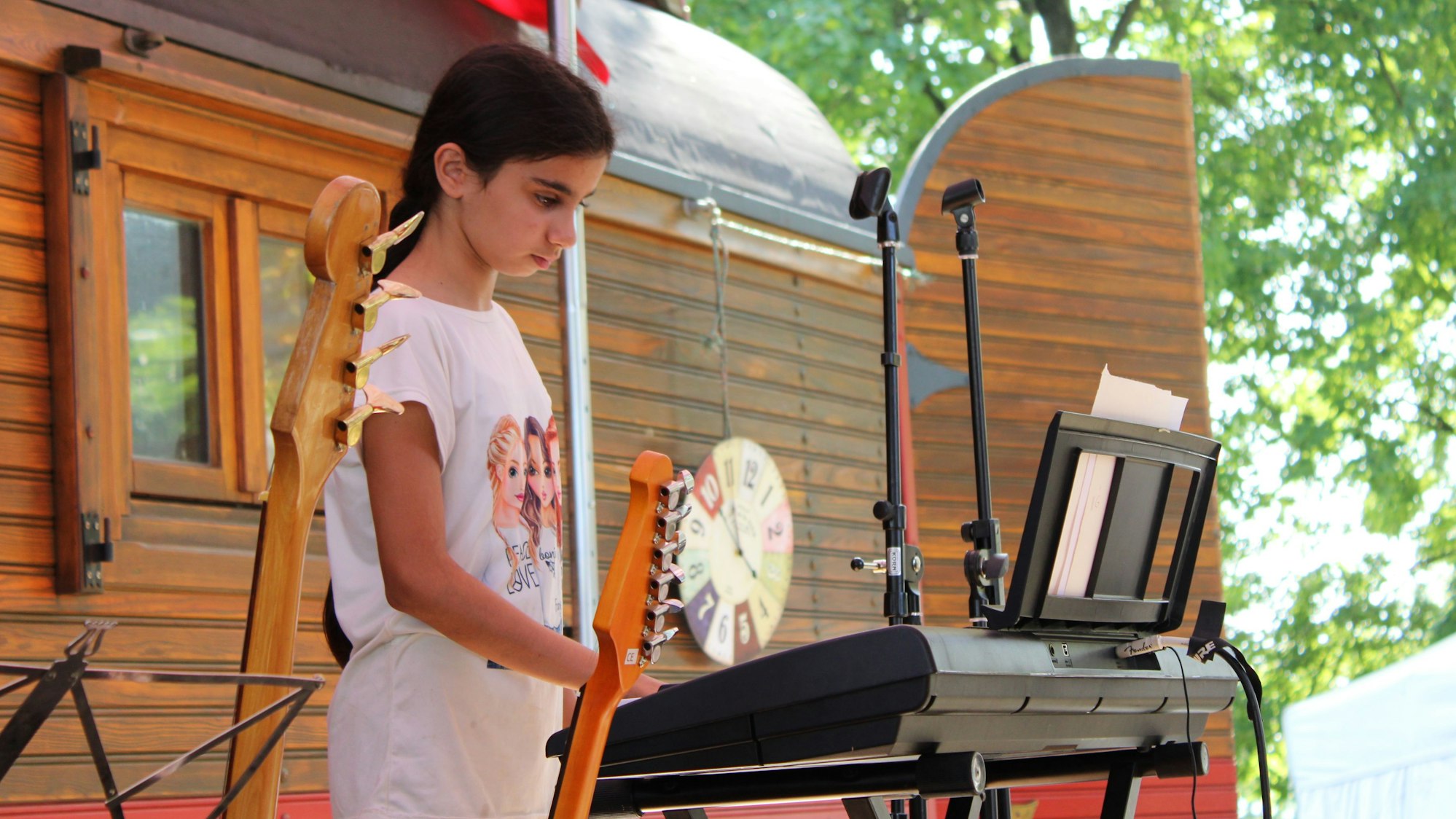 In der „Zukunftswerkstatt“ können Kinder und Jugendliche unter anderem ihre eigene Band gründen.