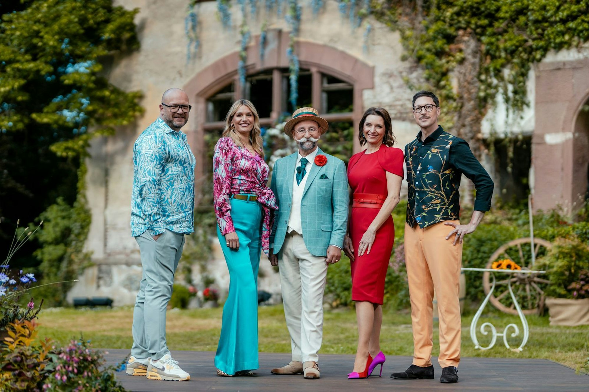 Freuten sich über den schönen Sommerausflug in den Schlosspark (von links): Sven Deutschmanek, Bianca Berding, Horst Lichter, Wendela Horz und Colmar Schulte-Goltz. Die Sendung mit dem Gedankenleser wurde sehr unterhaltsam. Man hätte es ahnen können. (Bild: ZDF / Eugen Shkolnikov)