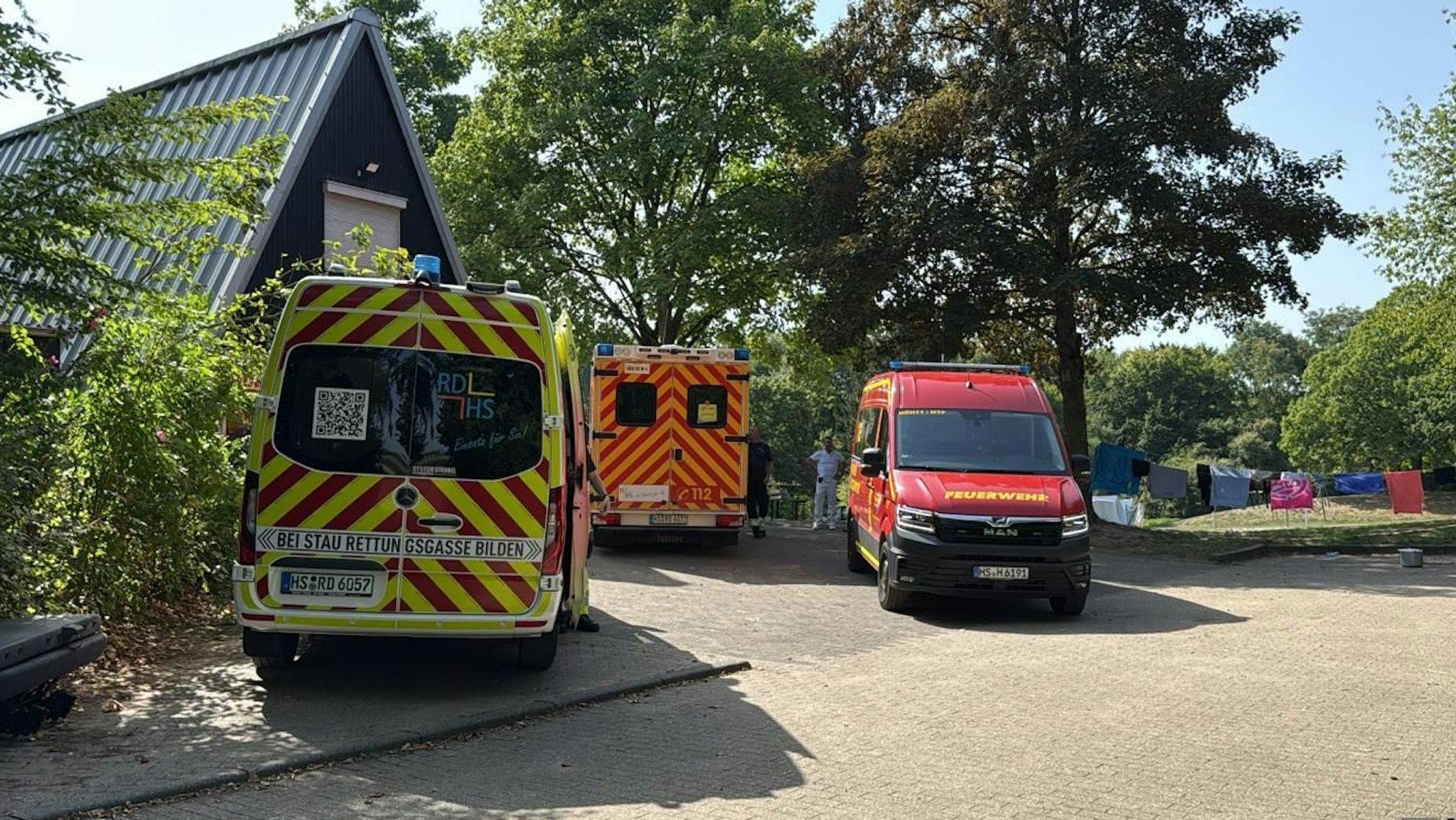 Die Feuerwehr konnte den meisten Kindern bereits vor Ort mit der Zufuhr von Wasser helfen.