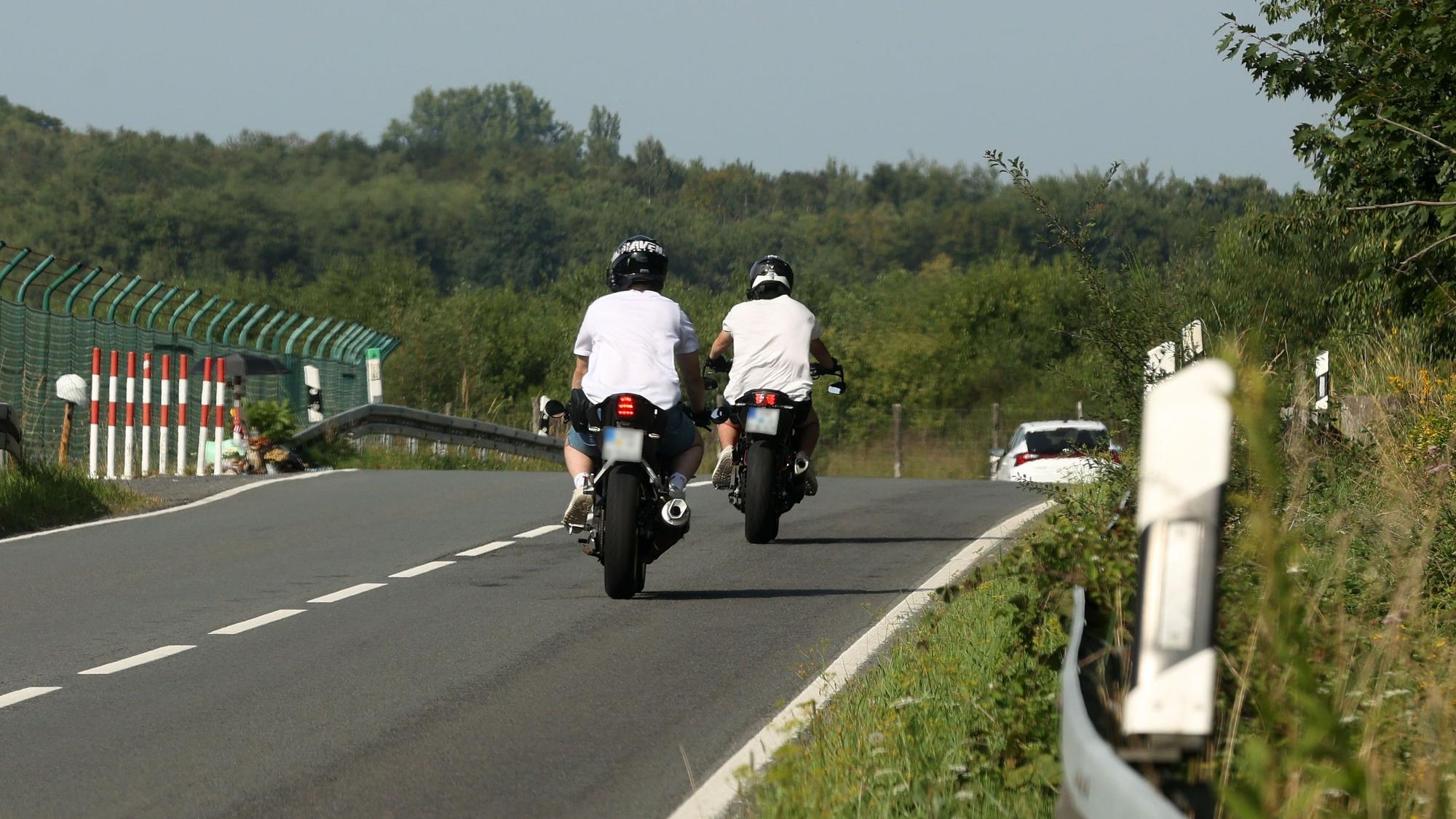 Die Alte Kölner Straße ist bei Motorradfahreren beliebt.