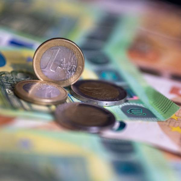 Das Land NRW stellt für die Dauer von drei Jahrzehnten jährlich 250 Millionen Euro bereit, um Kommunen von Altschulden zu entlasten.