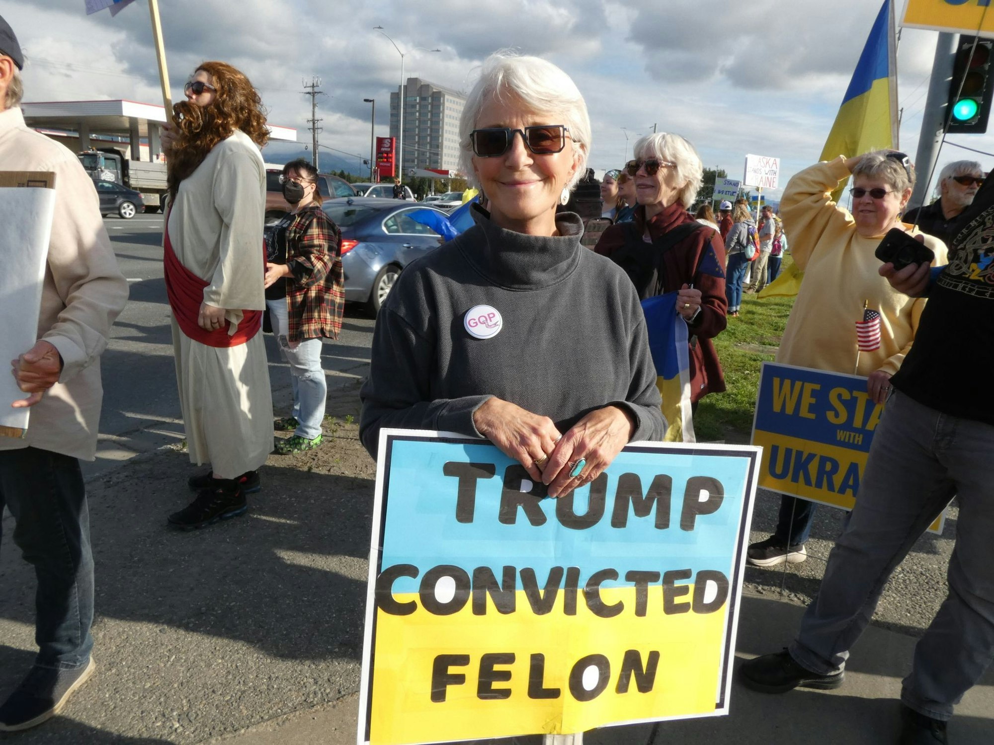 Petra kann nicht verstehen, warum Trump dem Kremlchef «den roten Teppich» ausrollt.
