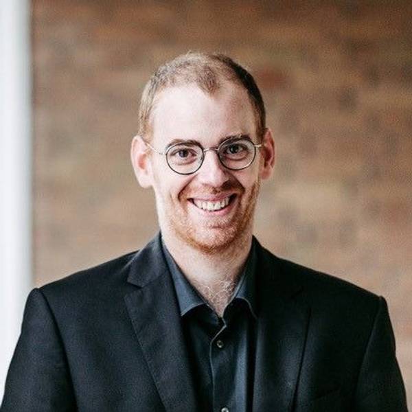 Der Politikwissenschaftler Sebastian Kurtenbach erforscht das städtische Zusammenleben.