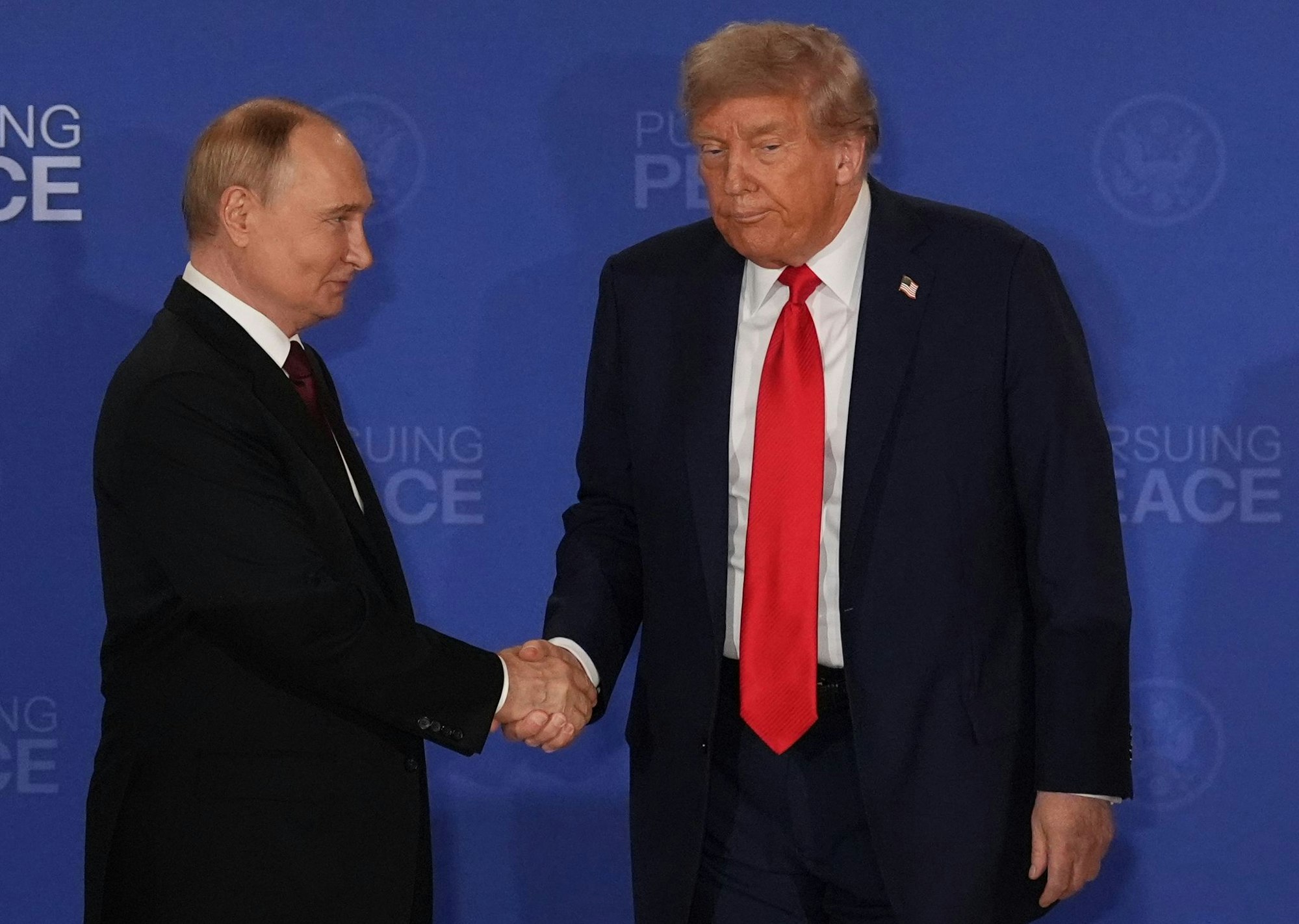 US-Präsident Donald Trump schwenkte nach dem Gipfel in Alaska auf die russische Linie ein.