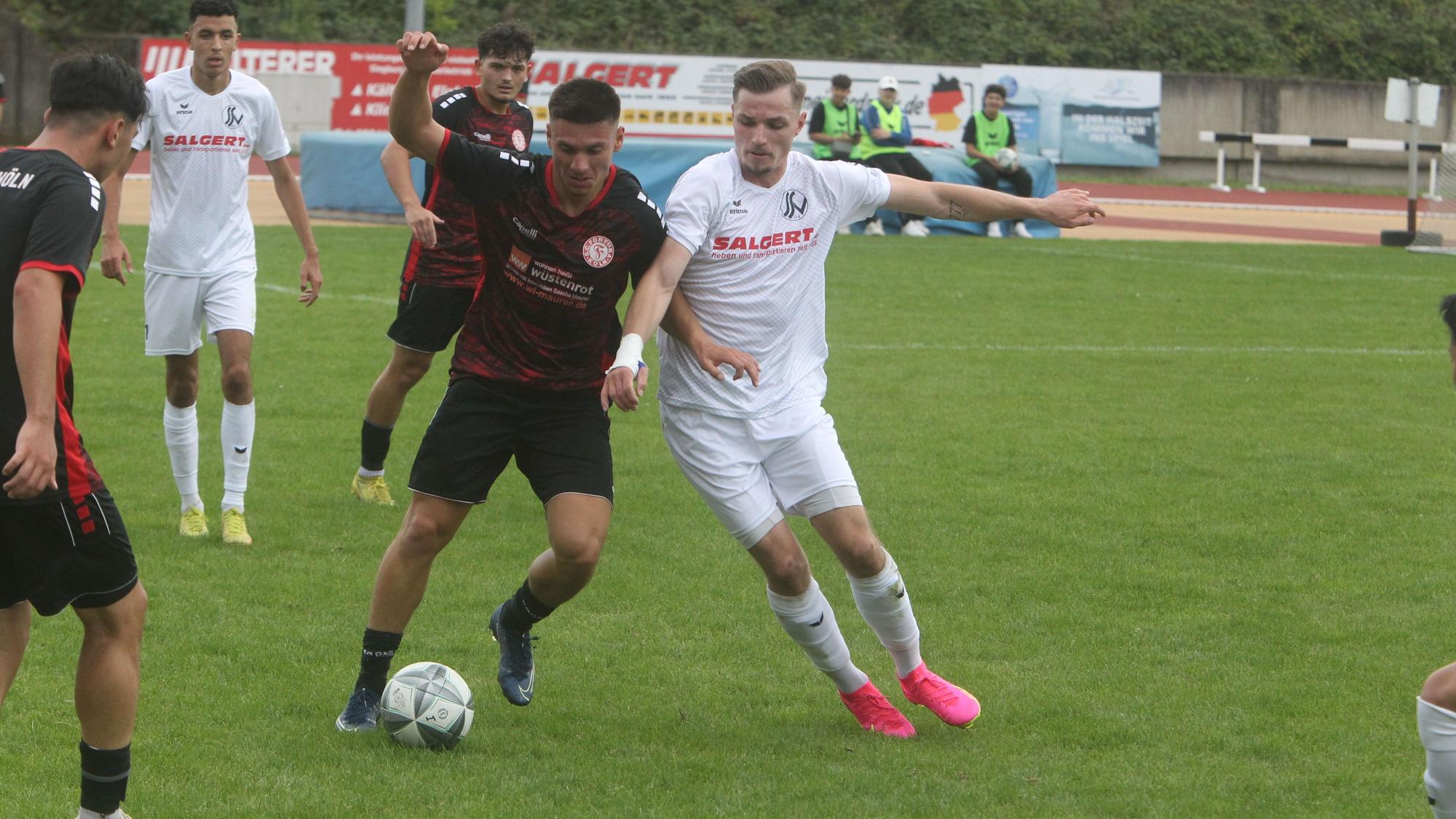 Fußball Mittelrheinliga Siegburger SV 04 gegen Fortuna Köln II
Yannick Zierden