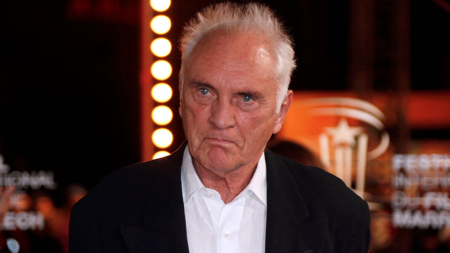 Terence Stamp, Golden-Globe-Preisträger und „Superman“-Bösewicht, starb mit 87 Jahren. Sein Werk umfasst Schauspiel und Schreiben.