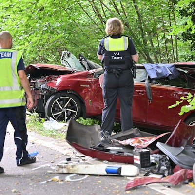 Dürscheid. Sültalstarße. Verkehrsunfall mit 4 toten Jugendlichen