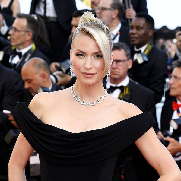 Die „GNTM“-Gewinnerin der ersten Stunde, Lena Gercke, auf dem roten Teppich.