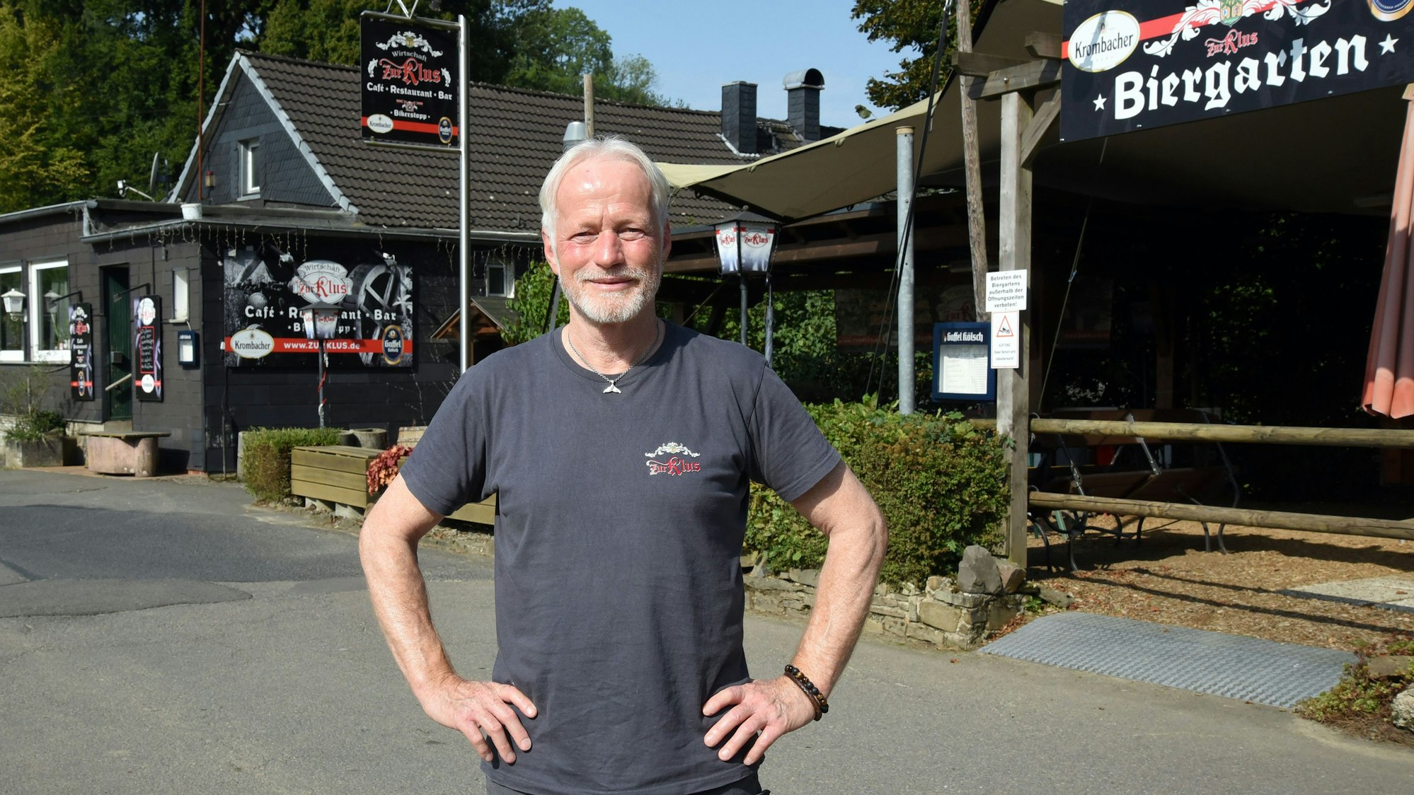 Nach 35 Jahren möchte sich der Gastronom Guido Hartmann (68) von seinem Gasthaus „Zur Klus“ trennen und das gesamte Gelände in der Waldbröler Ortschaft Niederhof so schnell wie möglich veräußern.