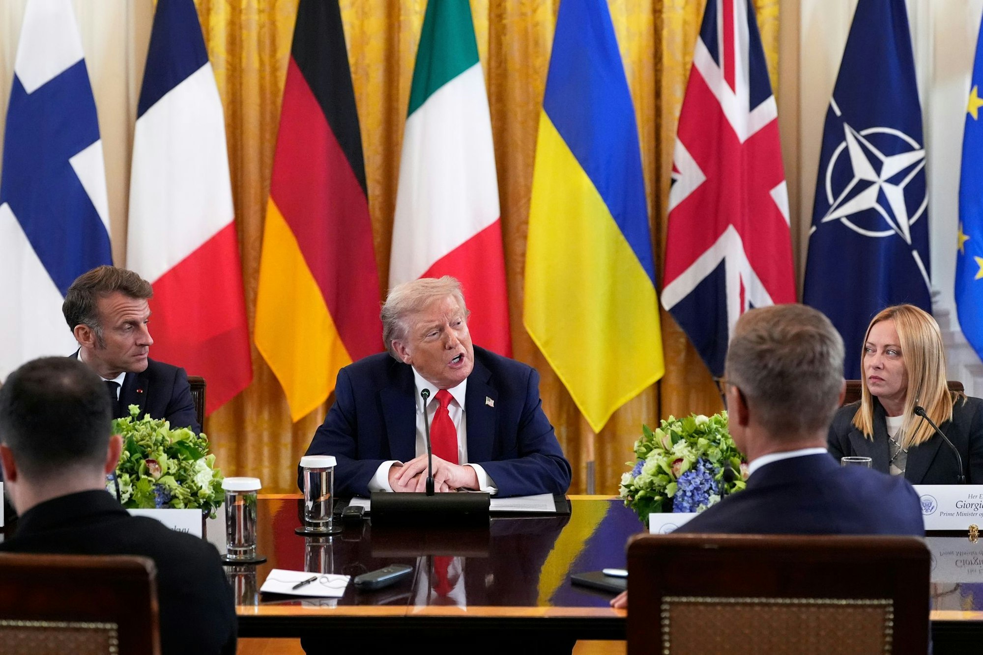Trump beriet sich mit Selenskyj und europäischen Staats- und Regierungschefs.